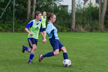 Bild 136 - Frauen SV Neuenbrook/Rethwisch - SG Ratekau Strand 08 : Ergebnis: 0:3